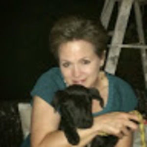 Meet your Posher, Laura jan